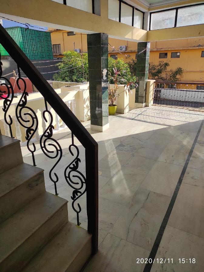 רישיקש Yogi Home Stay מראה חיצוני תמונה